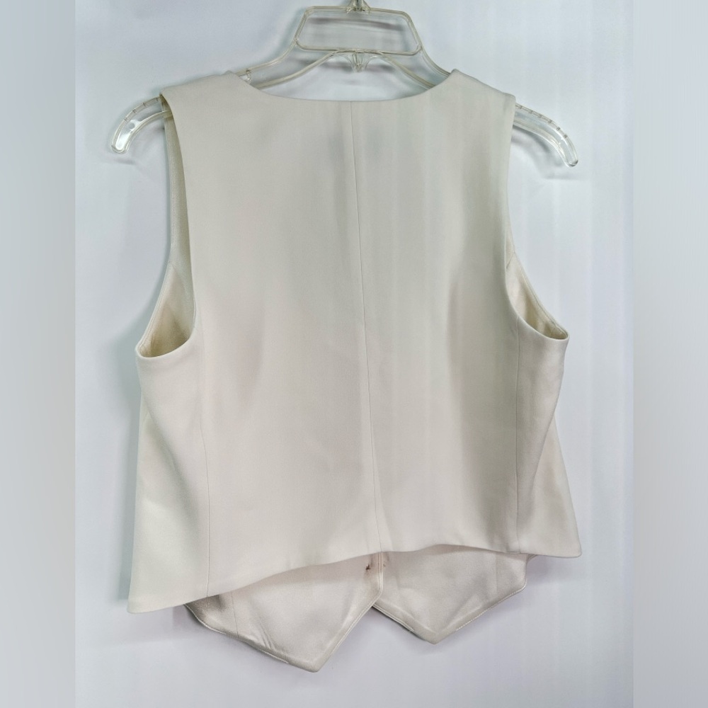 Babaton Aritzia Cream Deniro Vest Sleeveless Button Down Size 8 Eight Like New - Picture 7 of 10